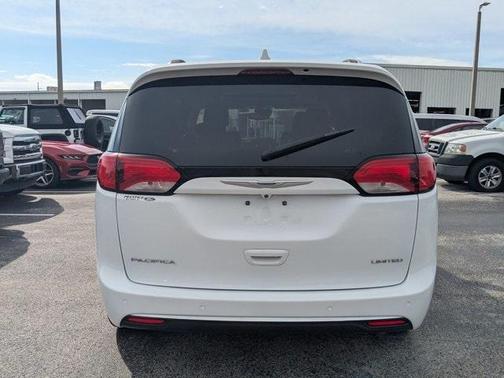 2019 Chrysler Pacifica Limited