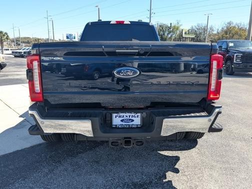2024 Ford F-350 LARIAT SUPER DUTY