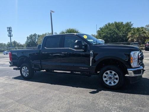 2023 Ford F-350 XLT