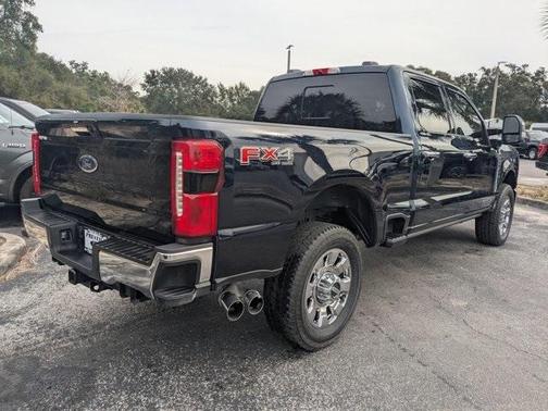 2023 Ford F-350 Lariat Super Duty