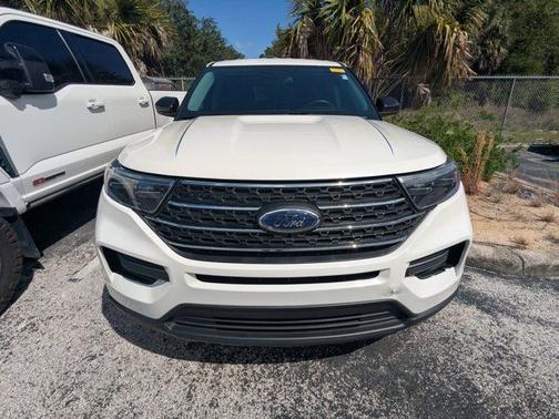 STAR WHITE MET TRI-COAT 2022 Ford Explorer XLT