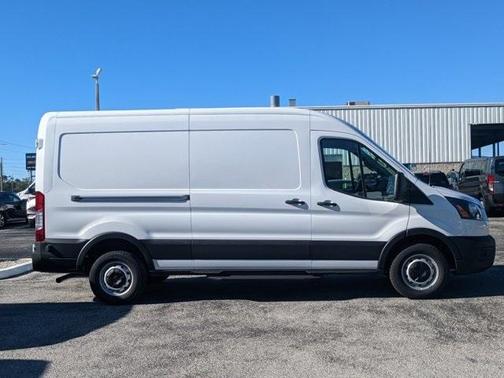 2024 Ford Transit-250 148 WB Medium Roof Cargo