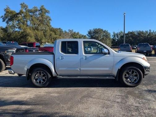2014 Nissan Frontier SL