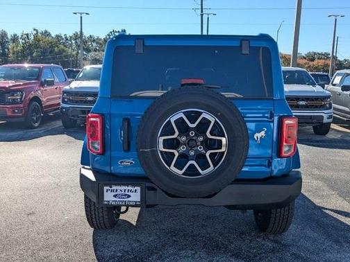 2025 Ford Bronco Base