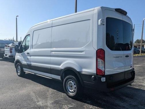 2024 Ford Transit-250 148 WB Medium Roof Cargo