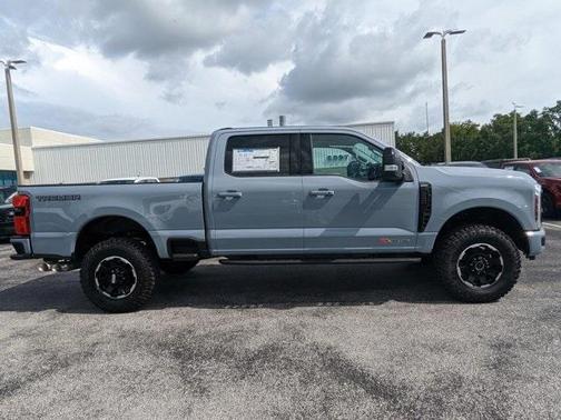 2025 Ford F-250