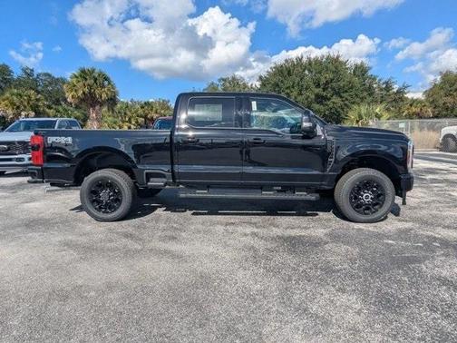 2026 Ford F-350 Lariat Super Duty