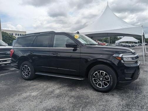 2022 Ford Expedition XLT
