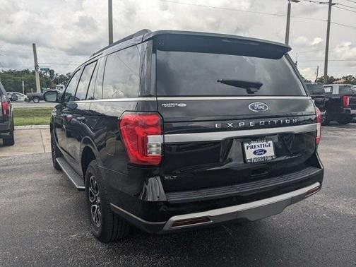 2022 Ford Expedition XLT