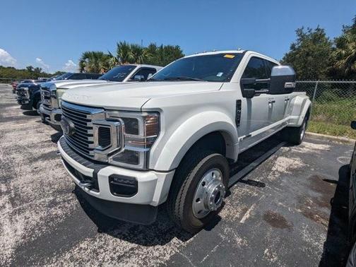 2022 Ford F-450 Platinum