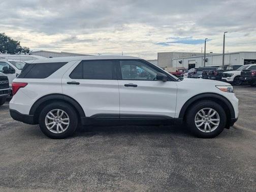 2021 Ford Explorer Base