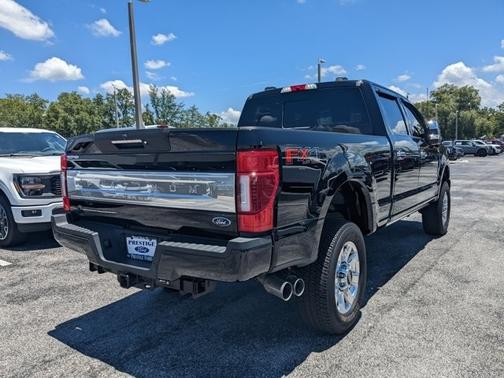 2022 Ford F-250 PLATINUM