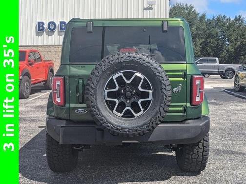 2025 Ford Bronco Outer Banks