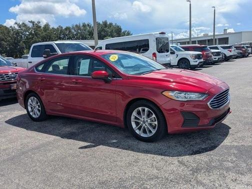 2020 Ford Fusion SE