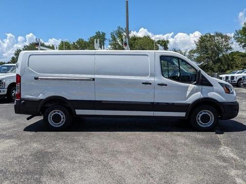 2024 Ford Transit-250 XL
