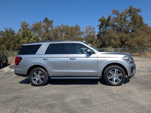 2022 Ford Expedition XLT