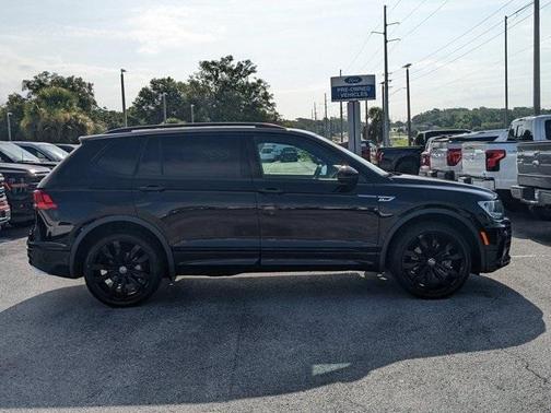 2020 Volkswagen Tiguan 2.0T SE R-Line Black