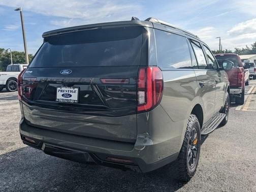 2025 Ford Expedition Tremor