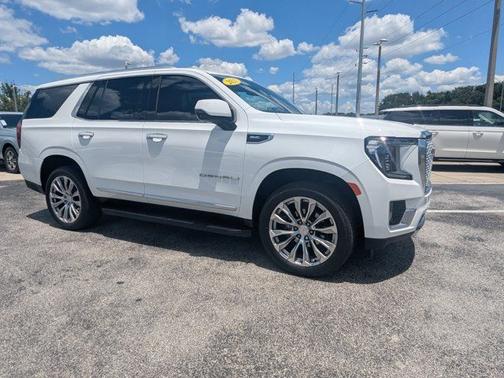 Summit White 2024 GMC Yukon DENALI