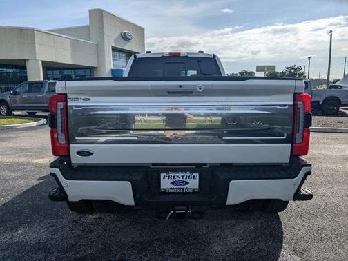 2025 Ford F-450 Platinum