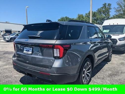 2025 Ford Explorer ST-Line