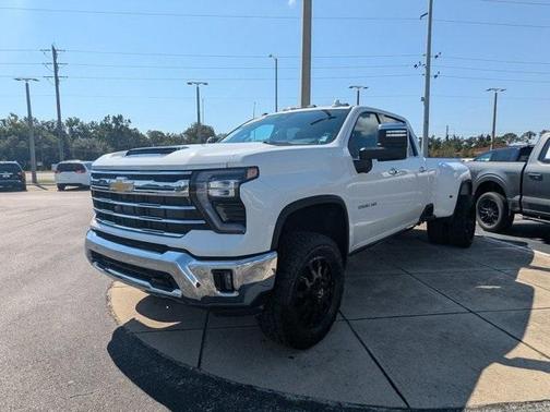 2025 Chevrolet Silverado 3500 LTZ