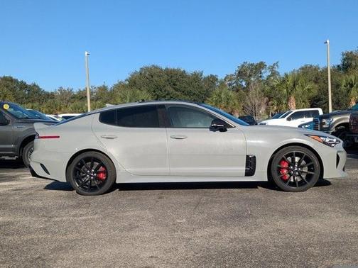 2022 Kia Stinger GT2