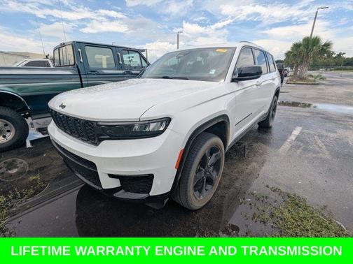 Bright White Clearcoat 2024 Jeep Grand Cherokee LIMITED