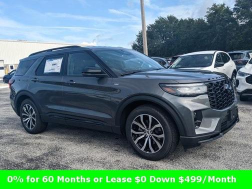 2025 Ford Explorer ST-Line