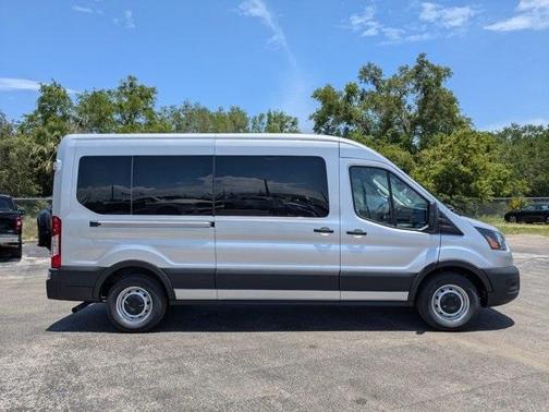2025 Ford Transit-350 XL