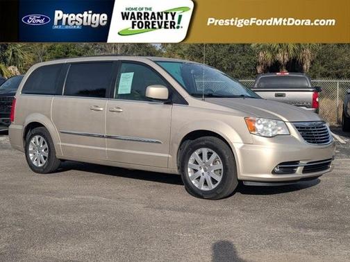 2015 Chrysler Town & Country Touring