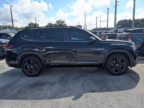 2021 Volkswagen Atlas 3.6 V6 SE w/ Technology R-Line