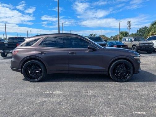 2023 Genesis GV70 2.5T