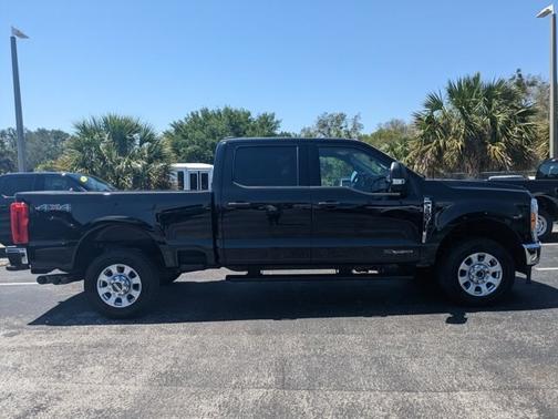 2023 Ford F-350 XLT