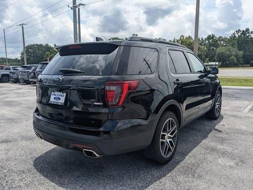 2017 Ford Explorer sport