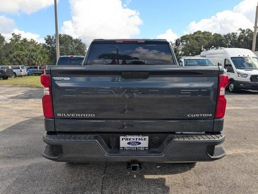 2021 Chevrolet Silverado 1500 Custom