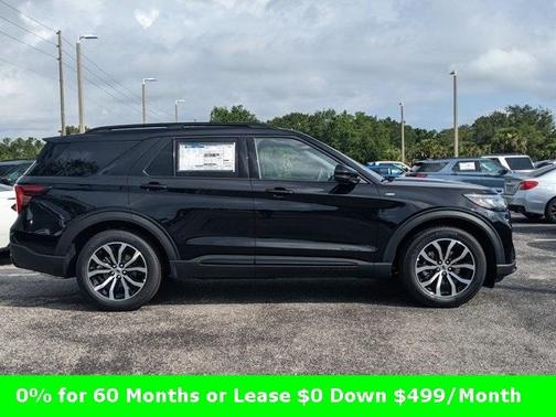 2025 Ford Explorer ST-Line