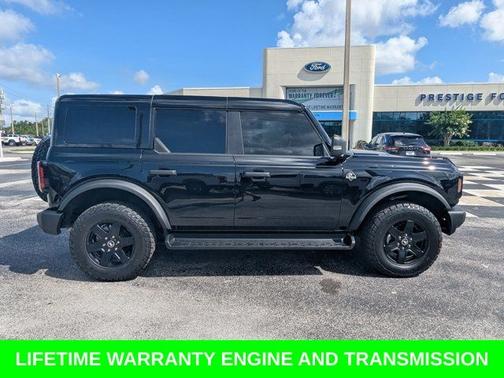 SHADOW BLACK 2025 Ford Bronco OUTER BANKS