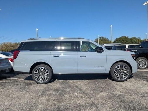 2025 Ford Expedition Max Platinum