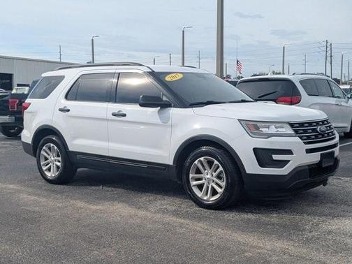 2017 Ford Explorer Base