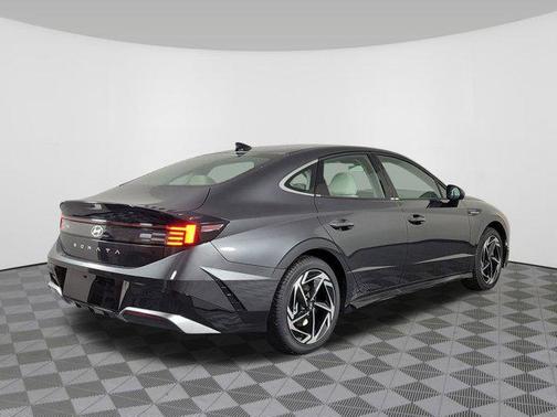 2026 Hyundai SONATA SEL