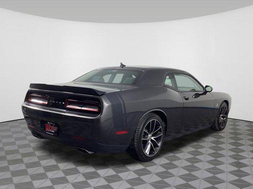 2016 Dodge Challenger R/T Scat Pack