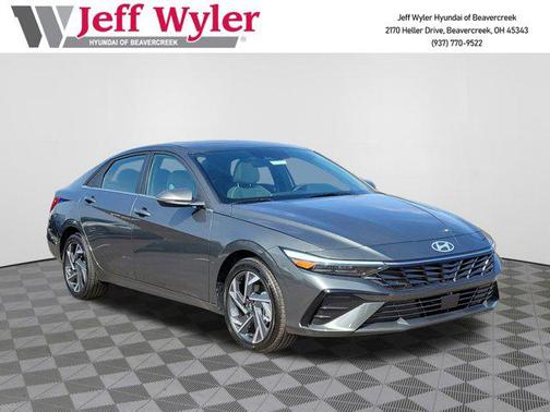 2025 Hyundai ELANTRA Limited