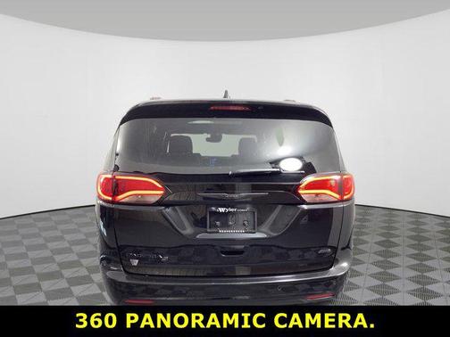 2020 Chrysler Pacifica L