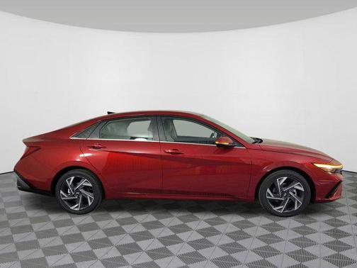 2025 Hyundai ELANTRA HEV Limited