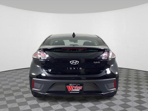 2020 Hyundai IONIQ Hybrid SEL