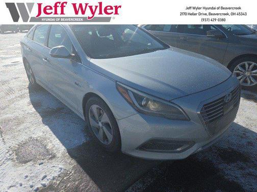 2017 Hyundai SONATA Hybrid Limited