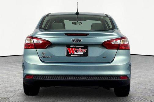 FROSTED GLASS METALLIC 2012 Ford Focus SE
