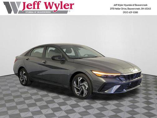 2025 Hyundai ELANTRA HEV SEL Sport