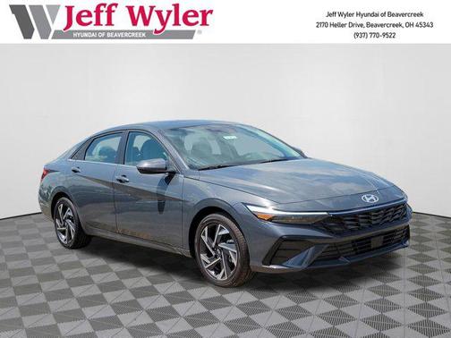 2025 Hyundai ELANTRA Limited